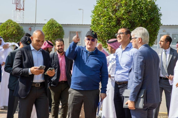 Deployment of high-speed Internet access points in the Modern Architectural Contracting Company (MACC) camp near the KAUST campus, Thuwal. (Photo: KAUST)