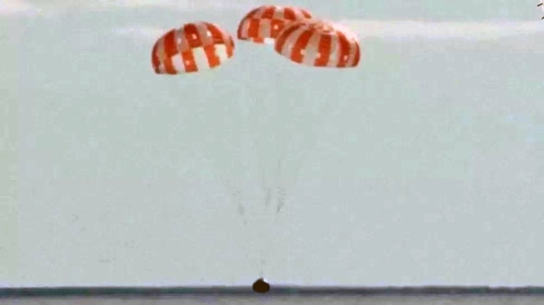 The capsule just before splashdown. — courtesy NASA/Reuters