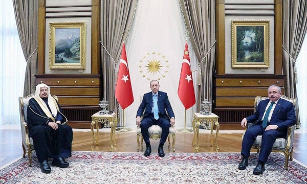 President Recep Tayyip Erdogan of the Republic of Turkiye received here Monday Speaker of the Shoura Council Sheikh Dr. Abdullah Bin Mohammed Bin Ibrahim Al-Sheikh, in the presence of Speaker of the Grand National Assembly of Turkiye Mustafa Sentop.