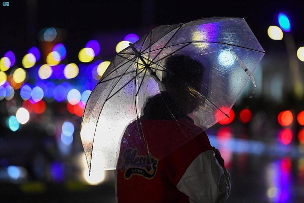 The National Center of Meteorology said that starting from Thursday night until next Tuesday, rain and showers of hail will fall in most regions of Saudi Arabia, accompanied by thunderstorms and torrential rains.