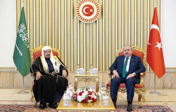 Speaker of the Shoura Council Sheikh Dr. Abdullah Bin Mohammed Bin Ibrahim Al-Sheikh meets with Speaker of Turkish Grand National Assembly Dr. Mustafa Sentop at the headquarters of the parliament in Ankara on Tuesday.