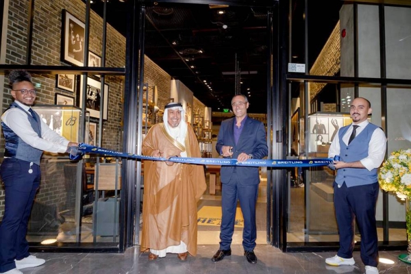 Breitling has opened the doors to its first boutique in Roshana Mall, Al Tahlia Street, Jeddah. It was officially opened on Wednesday by Sheikh Mohammed Al-Hussaini, CEO of Al-Hussaini Trading Co, and Aed Adwan, managing director, Breitling Middle East.