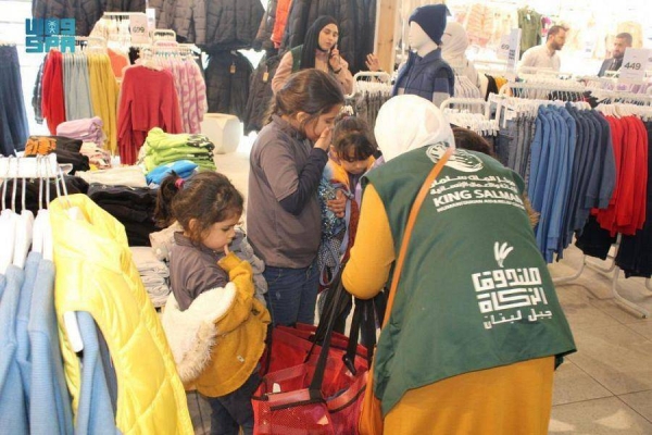 KSrelief distributes winter clothing to refugees, neediest families in Lebanon