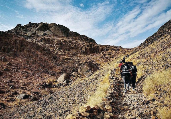 Mount Raum provides a charming and beautiful panoramic view overlooking Najran Valley and is an exciting destination for climbers and hikers.