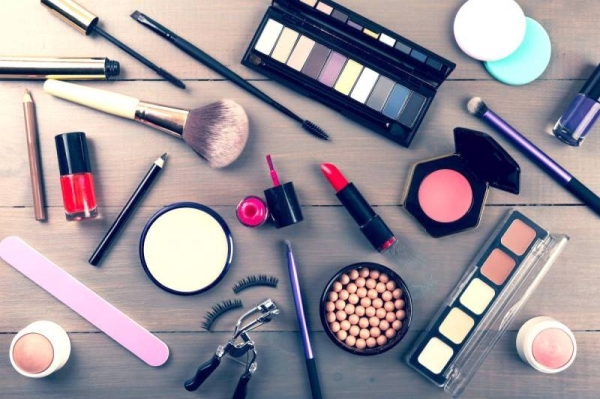 SFDA said that the recent allegations, which claim that lead could be discovered in lipstick by rubbing it with gold, are untrue. — courtesy photo