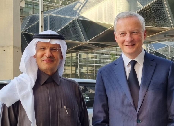 Minister of Energy Prince Abdulaziz Bin Salman meets with French Minister of Economy and Finance Bruno Le Maire in Riyadh on Saturday.