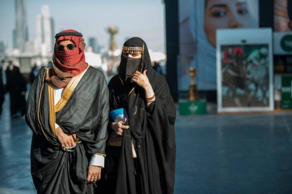 Citizens wearing Saudi traditional costumes during the occasion of the Saudi Founding Day in Riyadh Boulevard on 2022. — courtesy picture: @RiyadhSeason