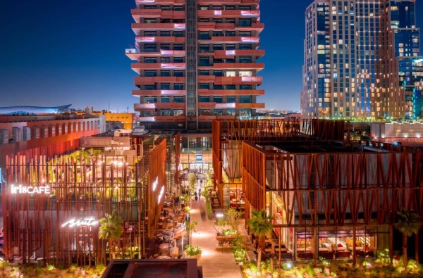 Ramla Terraza will open its doors on Sunday for visitors to try a variety of world-famous restaurants, within a package of different atmospheres in terms of dishes, seating areas and live music performances.
