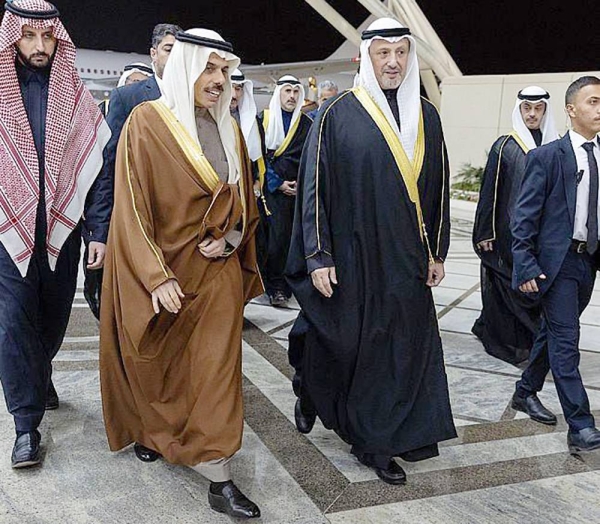 Minister of Foreign Affairs Prince Faisal Bin Farhan Bin Abdullah was received by Kuwaiti Foreign Minister Sheikh Salem Abdullah Al-Jaber Al-Sabah in Kuwait on Saturday.
