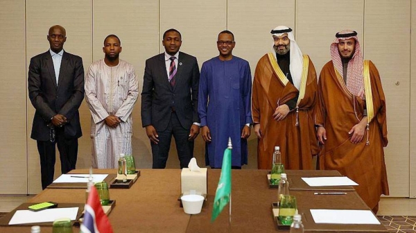 Minister of Communications and Information Technology Eng. Abdullah Bin Amer Al-Swaha met Saturday ministers of African nations in Riyadh and discussed digital economy and e-governance.