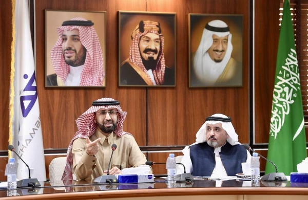 The Saudi Food and Drug Authority (SFDA) CEO Dr. Hisham Aljadhey speaking during a meeting with the CEOs of companies operating in the fields of food, drug, medical equipment, and supplies in the southern Asir region.