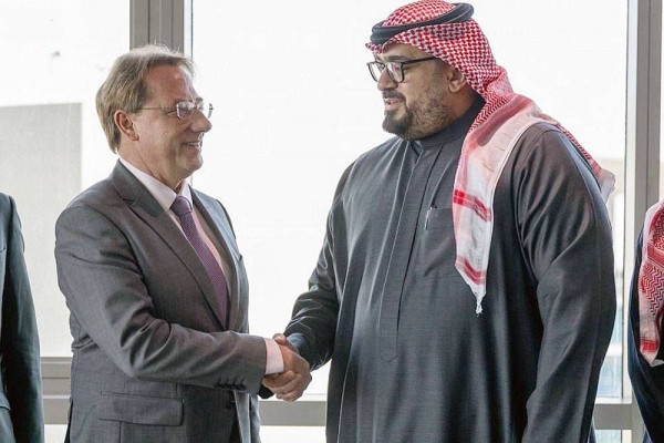 Minister of Economy and Planning Faisal Bin Fadhel Al-Ibrahim met with French Ambassador Ludovic Pouille.