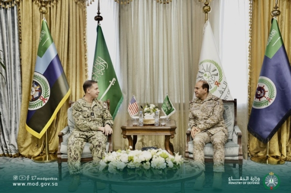 The Commander of the Royal Saudi Naval Forces Lt. Gen. Fahd Al-Ghafili received here Sunday the Commander of United States Naval Forces Central Command Commander of United States Fifth Fleet and Commander of Combined Maritime Forces Lt. Gen. Brad Cooper.