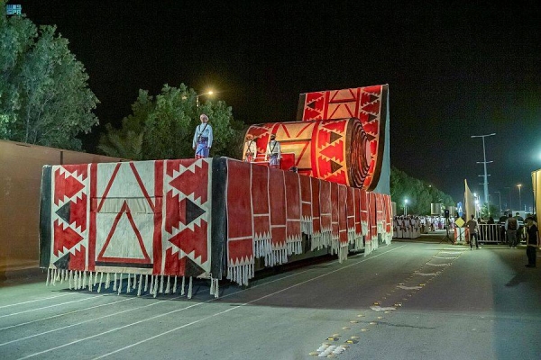 The Ministry of Culture organized the “Founding March” event on Prince Turki Bin Abdulaziz Al-Awwal Road in Riyadh, with the participation of more than 4,800 performers.