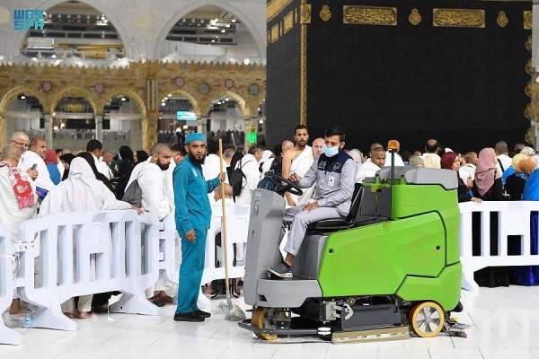 The General Presidency for the Affairs of the Two Holy Mosques has raised its human cadres to about 12,000 of qualified employees and workers to work in the Grand Mosque during the upcoming Ramadan season.