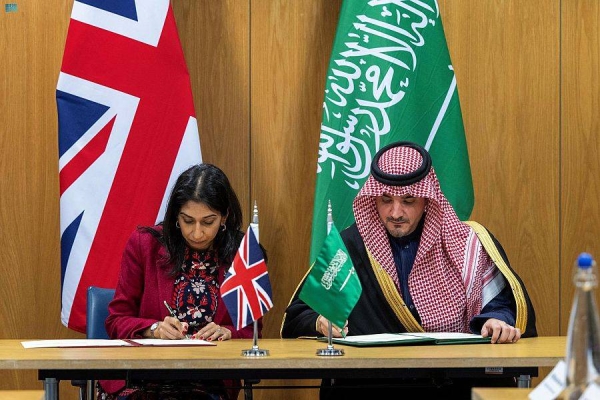 Minister of Interior Prince Abdulaziz Bin Saud Bin Naif and British Home Secretary Suella Braverman discussed ways to further enhance joint security cooperation during their official talks held here on Tuesday.
