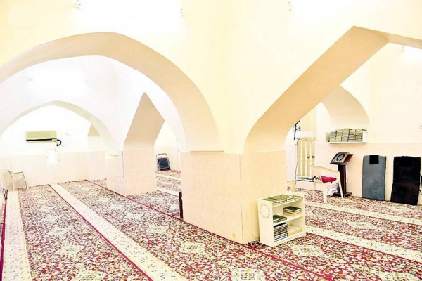 The archaeological mosque of the Jazan Valley Center marks an ancient history, possibly dating back more than 400 years.