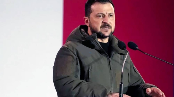 File photo shows Ukrainian President Volodymyr Zelensky holds a speech during his visit to Warsaw, Poland.