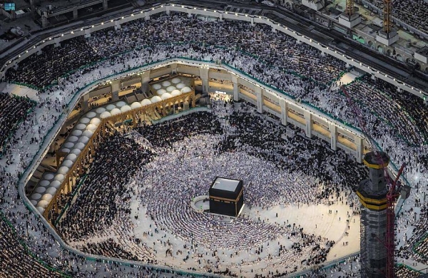 The Saudi authorities have made elaborate arrangements for the smooth flow of worshipers and enable them to spend the remaining blessed days of the holy month in the vicinity of the Holy Kaaba in a highly spiritual and serene atmosphere.