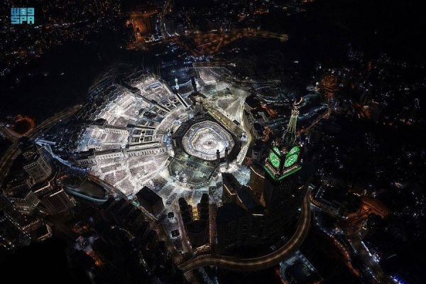 The Saudi Press Agency’s photographers captured the incredible images of the faithful’s gathering and movement as well as the integrated services being offered to them by the Saudi authorities from a high altitude -SPA