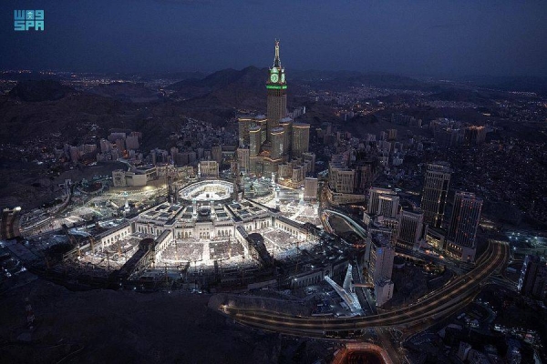 The Saudi Press Agency’s photographers captured the incredible images of the faithful’s gathering and movement as well as the integrated services being offered to them by the Saudi authorities from a high altitude -SPA