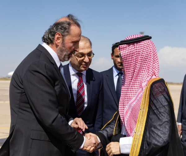 Prince Faisal was received upon his arrival at Damascus International Airport by the Minister of Presidency Affairs Mansour Azzam.