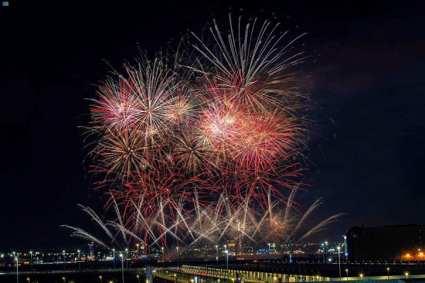 Skies of 13 Saudi cities sparkled with colorful fireworks on the first day of Eid Al-Fitr.