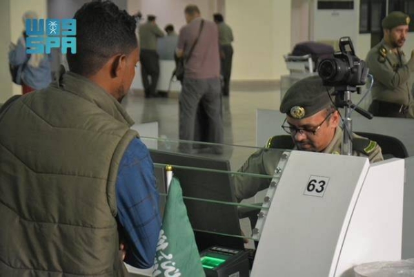 Lt. Gen. Sulaiman Al-Yahya, director general of Passports (Jawazat), announced that Saudi Arabia will grant free visas for all nationals who have been evacuated from Sudan on a legal basis.