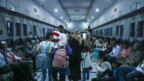 As many as 2,122 British nationals have been rescued from Sudan, the government said