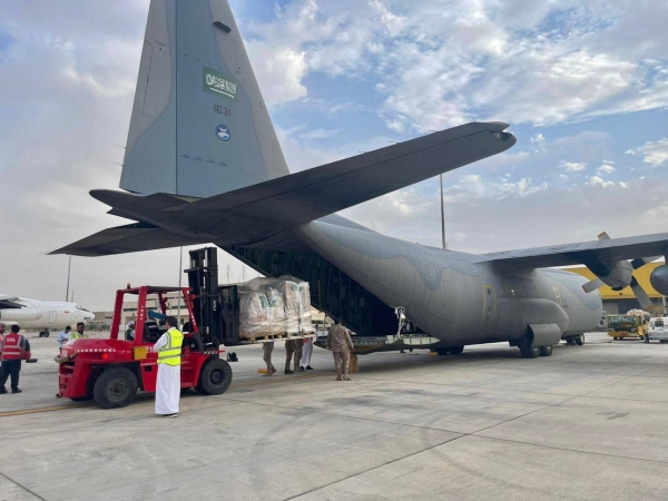 The plane, carrying 10 tons of relief supplies, left King Khalid International Airport in Riyadh for the Port Sudan International Airport.