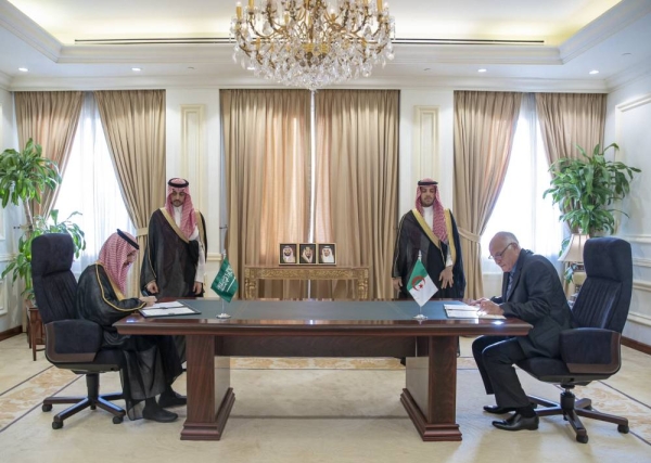 Saudi Foreign Minister Prince Faisal bin Farhan and Algerian Minister of Foreign Affairs and National Community Abroad Ahmed Attaf sign the agreement to establish the Saudi-Algerian Supreme Coordination Council.