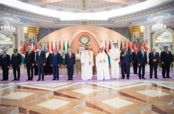 Leaders attending the Arab summit in Jeddah pose for a group photo