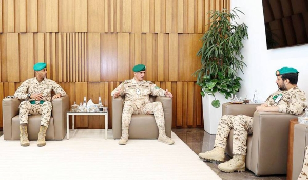 The Saudi Royal Guard and the Bahrain Royal Guard have begun the joint security exercise “Haris” in Riyadh.