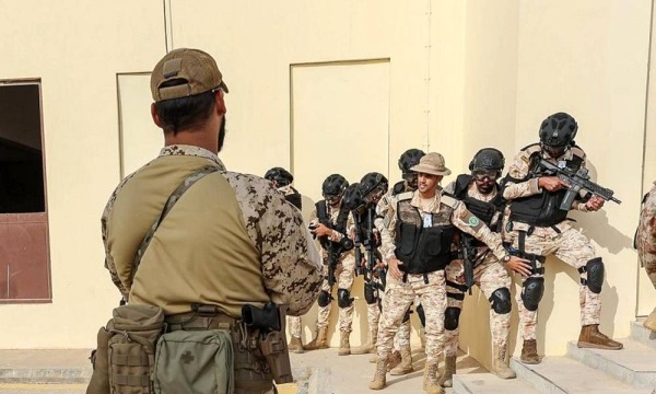 The Saudi Royal Guard and the Bahrain Royal Guard have begun the joint security exercise “Haris” in Riyadh.