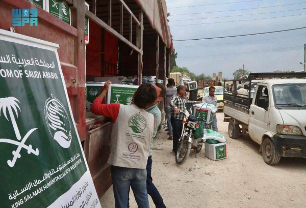 KSrelief continues to distribute humanitarian relief to earthquake-affected people in Idlib