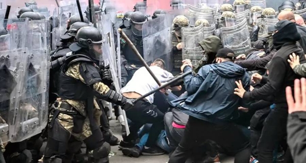 NATO peacekeeping troops clash with protesters in Zvecan, Kosovo.