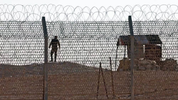 Border with Israel in the Negev Desert, south of Nitzana. — courtesy Getty Images