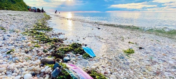 


Marine debris, including plastics, paper, wood, metal and other manufactured material is found on beaches worldwide and at all depths of the ocean. — courtesy UN News/Laura Quiñones
