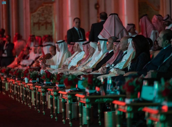 توقيع صفقات استثمارية بقيمة 10 مليارات دولار في اليوم الأول من مؤتمر الأعمال العربي الصيني في الرياض