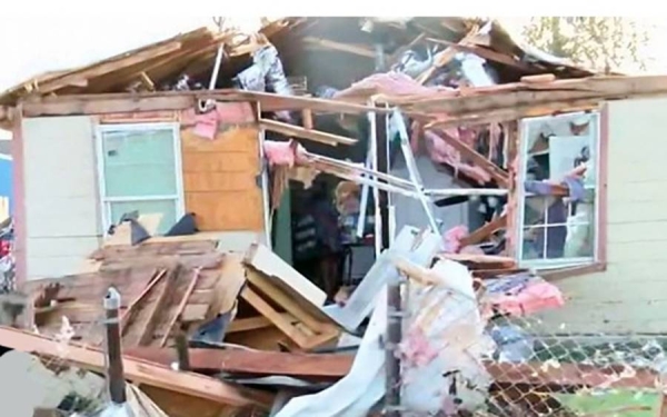 Footage shows aftermath of deadly tornado in Texas