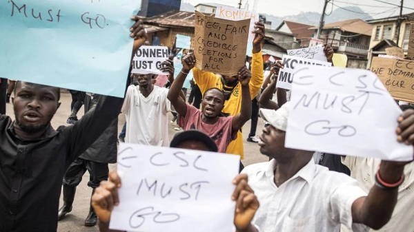 Hundreds of supporters of the opposition party, All People's Congress (APC), at a protest in Freetown on June 21, 2023.