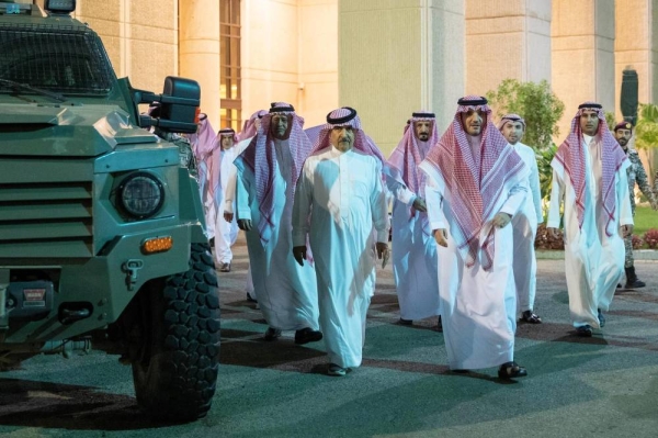 The Interior Minister inspects the special security forces in Hajj.