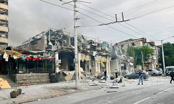 Shock and destruction after Russian missiles hit restaurants