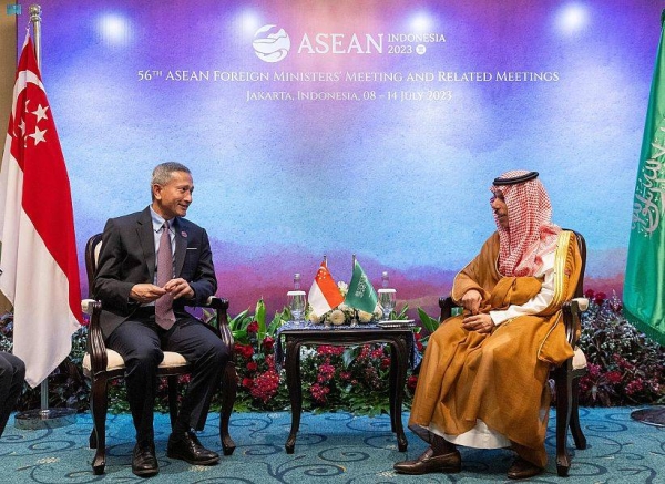 Foreign Minister Prince Faisal bin Farhan has met with Malaysian Foreign Minister Dr. Zambry Abd Kadir in Jakarta on Wednesday.