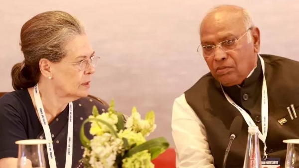 Some reports say Sonia Gandhi (left) may be named president of the united front