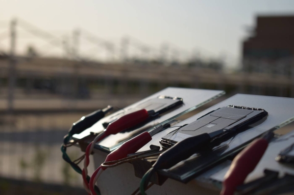 At the photovoltaics test field in KAUST, Erkan Aydin can test solar cells for real-world applications. ©KAUST 2023; Eliza Mkhitaryan.