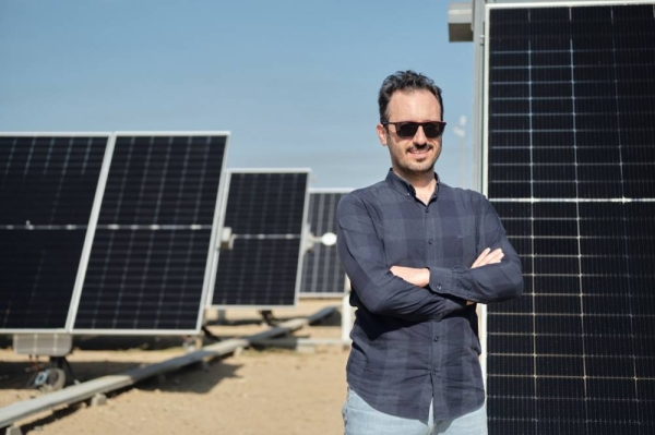 At the photovoltaics test field in KAUST, Erkan Aydin can test solar cells for real-world applications. ©KAUST 2023; Eliza Mkhitaryan.