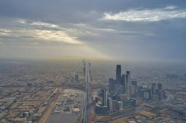 Over 425,000 firms entered Saudi labor market in a year 