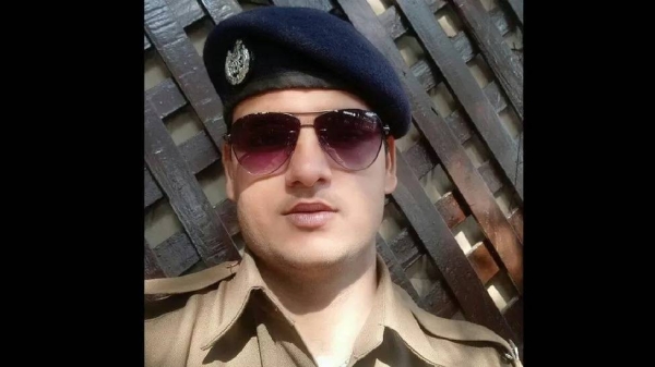 Police have arrested Chetan Kumar, a constable with the RPF