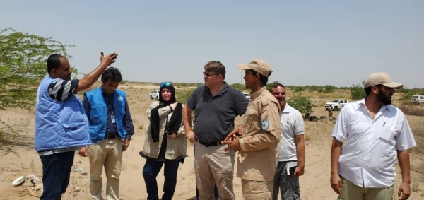 Members of the delegation of the United Nations Mission to Support the Hodeidah Agreement visiting Masam teams in Hodeidah governorate of Yemen.

